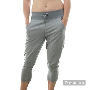 Lululemon Free Fall Crop Size 2